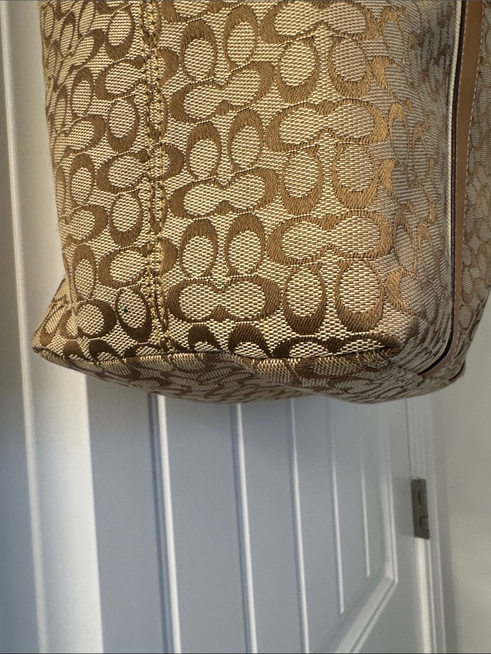 NWOT Coach Monogram Canvas Shoulder Tote with Tan Leather and Gold Stripe Scarf - Picture 16 of 16